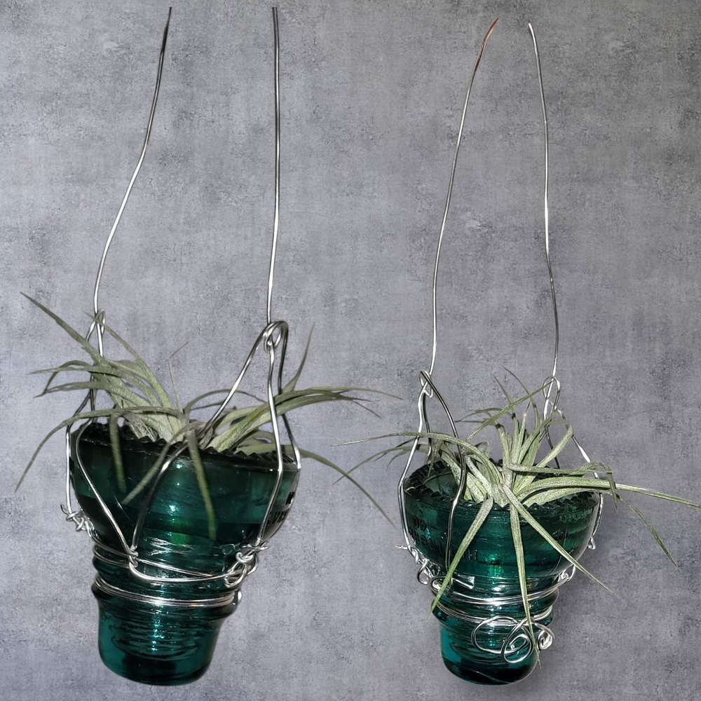 Upcycled GLASS insulator
